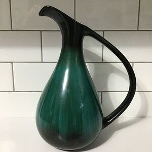 VTG Blue Mountain Pottery BMP Canada Large Pitcher Vase Turquoise Black